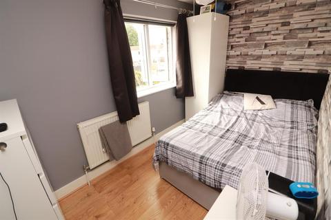 102 Longford, Yate, Bristol, BS37 4JZ