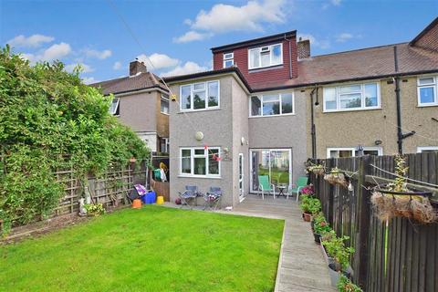 61 Hanover Gardens, Ilford, IG6 2RB