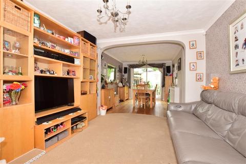 61 Hanover Gardens, Ilford, IG6 2RB
