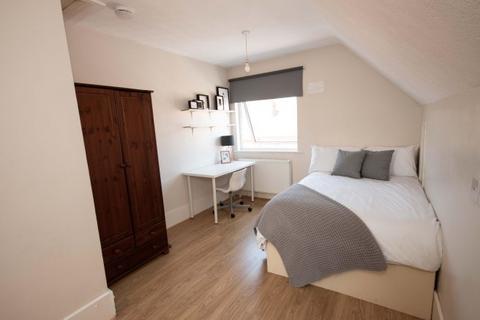 5 bedroom house share to rent - Grafton Street