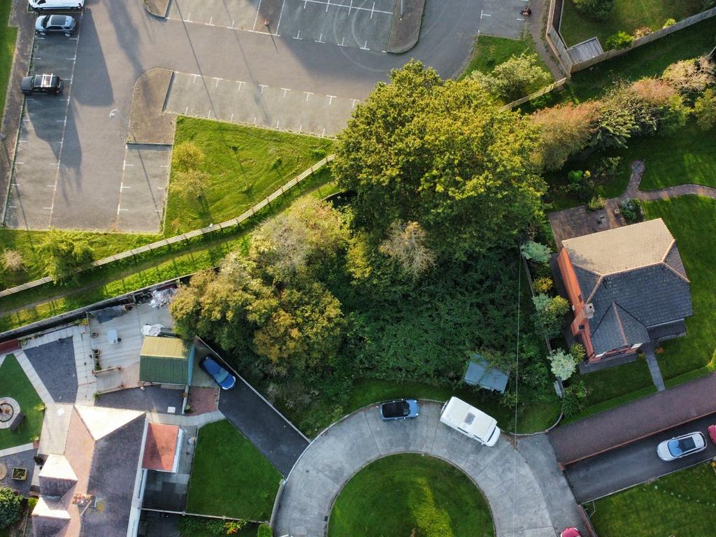 Heol Tredwr, Waterton, Bridgend, Bridgend County. CF31 3AJ 4 bed