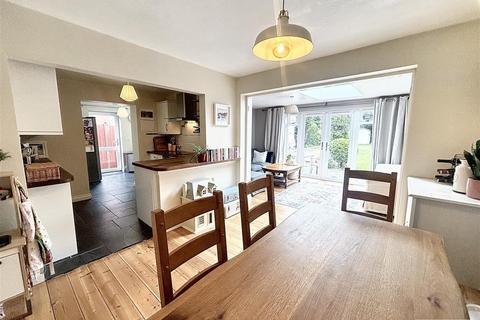 6 Tollards Road, Exeter, EX2 6JJ