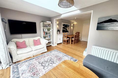 6 Tollards Road, Exeter, EX2 6JJ