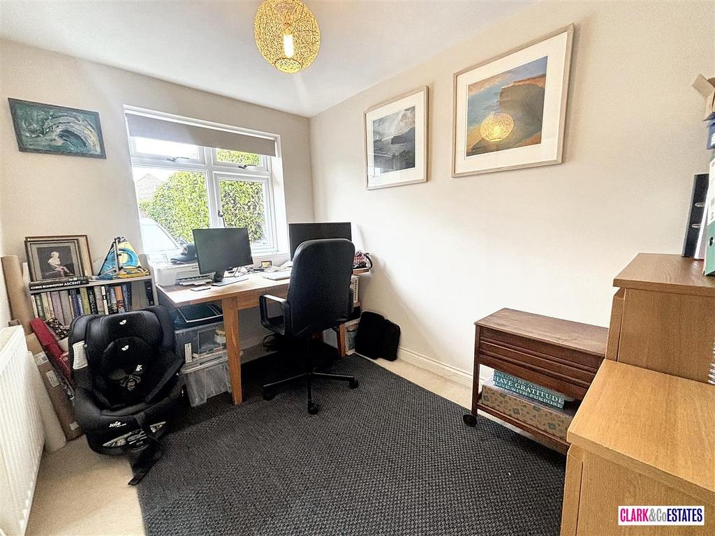 Study/bedroom
