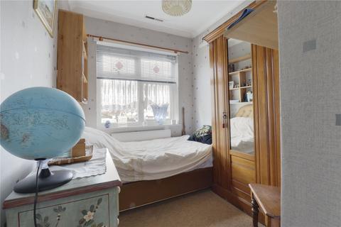 12 Masefield Crescent, Romford, RM3 7PL