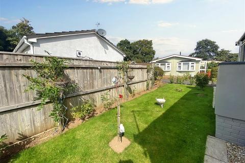 undefined, Second Avenue, Newport Park, Topsham