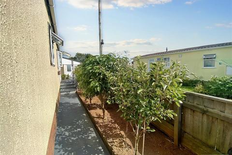 undefined, Second Avenue, Newport Park, Topsham