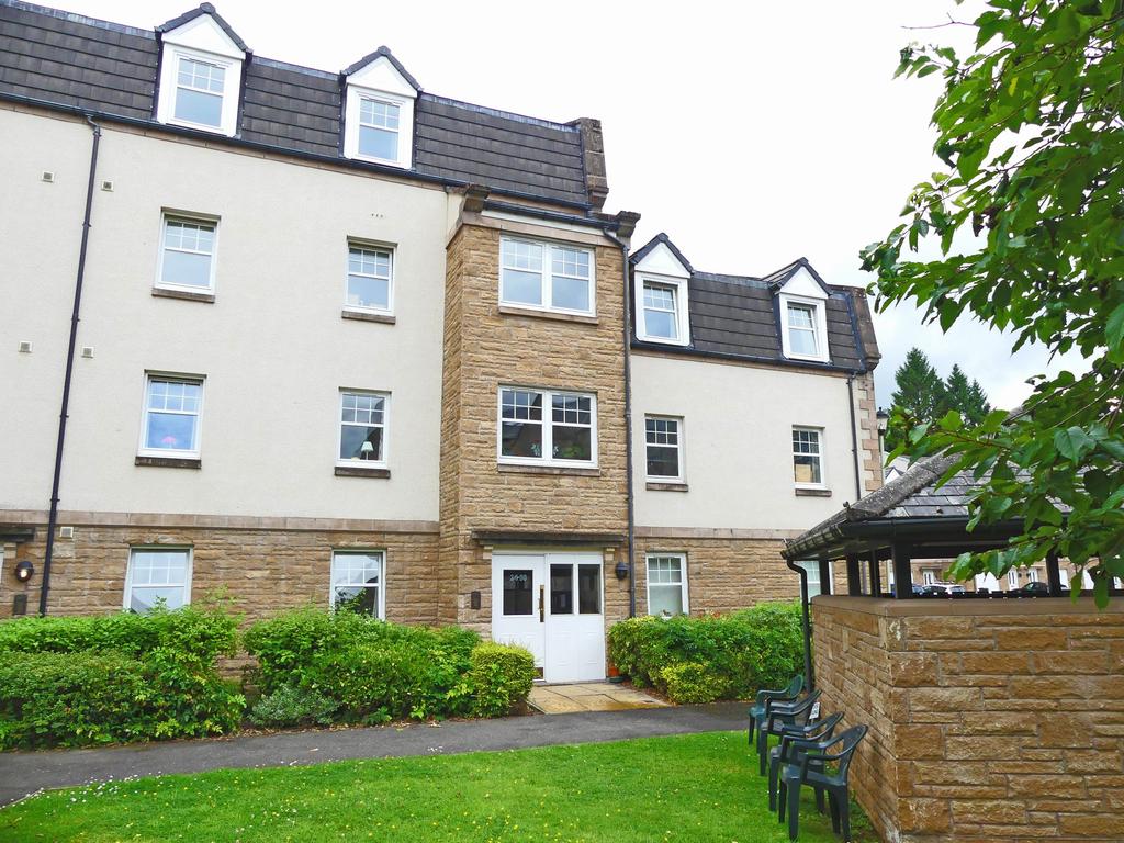 Rosslyn Court, Rosslyn Avenue, Perth PH2 2 bed flat £155,000