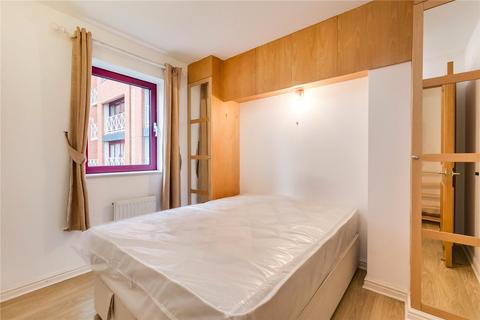 3 bedroom flat to rent - Sailmakers Court, Fulham, London