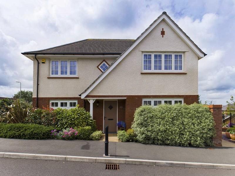 Clos Goch, Pentyrch, Cardiff. CF15 9RA 4 bed detached house £500,000