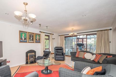 10 Brill Close, Coventry, CV4 7EE