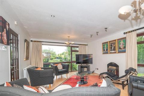 10 Brill Close, Coventry, CV4 7EE