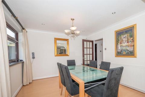10 Brill Close, Coventry, CV4 7EE