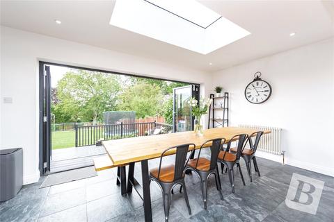 14 Boundary Road, Upminster, RM14 2QS