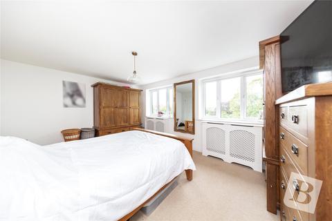 14 Boundary Road, Upminster, RM14 2QS
