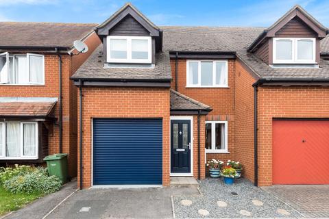 5 Abingdon Close, Thame, OX9 3GB