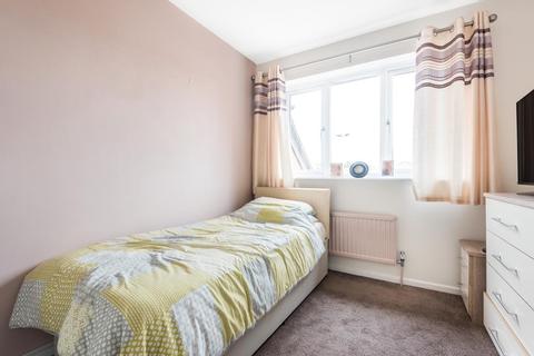 5 Abingdon Close, Thame, OX9 3GB