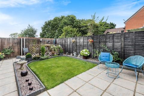 5 Abingdon Close, Thame, OX9 3GB