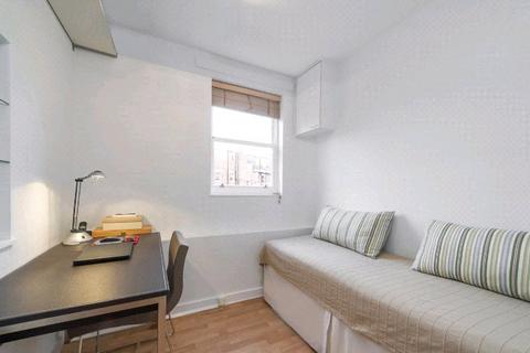 2 bedroom flat to rent, Great Titchfield Street, Fitzrovia, London