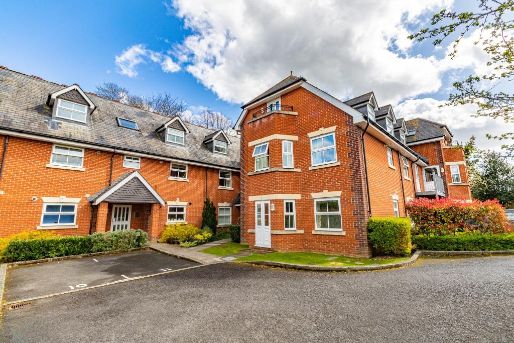 Junction Road, Andover, SP10 2 bed flat £900 pcm (£208 pw)