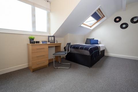 undefined, 25 Headingley Mount, Headingley, Leeds, LS6 3EL