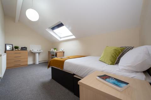 undefined, 25 Headingley Mount, Headingley, Leeds, LS6 3EL