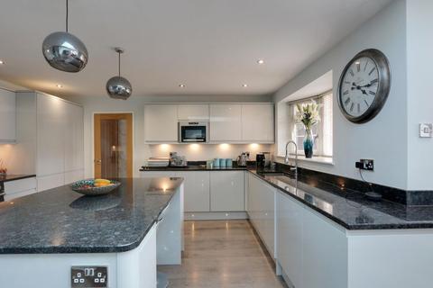 32 Bartley Road, Benfleet, SS7 4DB