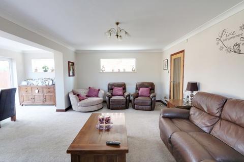 32 Bartley Road, Benfleet, SS7 4DB