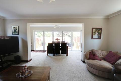 32 Bartley Road, Benfleet, SS7 4DB