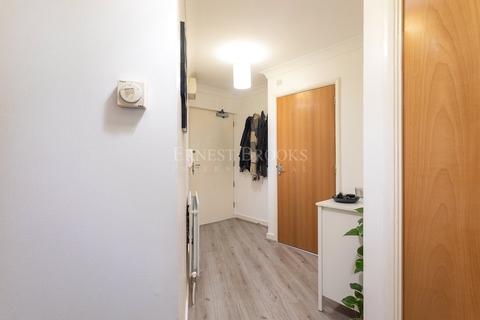 Flat 5, 109 Brabazon Street, London, E14 6RQ