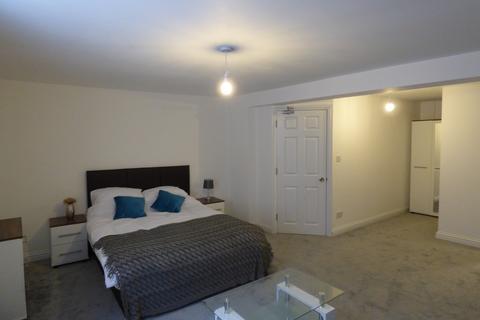 6 bedroom house share to rent - Edwin Street, Gravesend