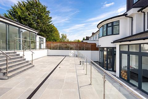 11 Alexander Avenue, London, NW10 3QT