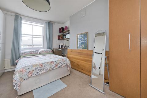 3 bedroom apartment for sale, Lakeside Road, London, W14