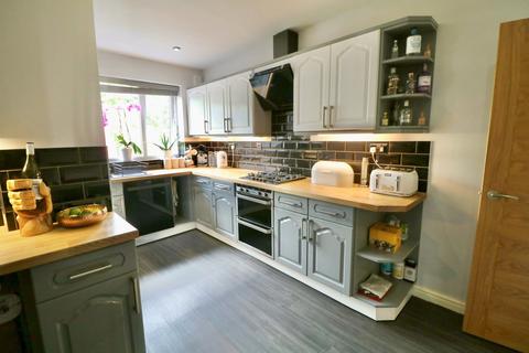 36 Coverdale Road, Solihull, B92 7NU