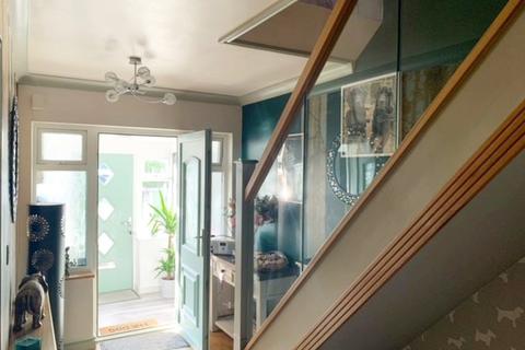 36 Coverdale Road, Solihull, B92 7NU