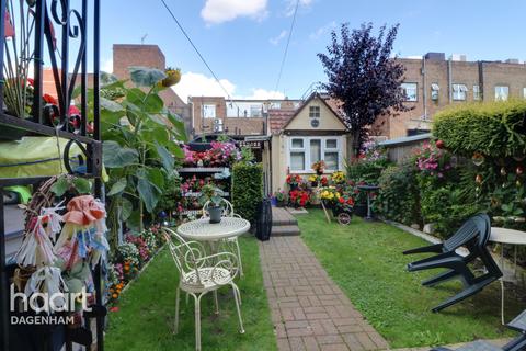 16 Tilney Road, Dagenham, RM9 6HP