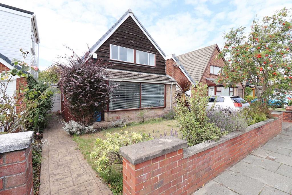 Edwinstowe Road, Ansdell, Lytham St. Annes 4 bed detached bungalow £