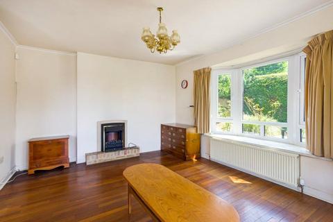 Wayside North Road, Bath, BA2 6HB