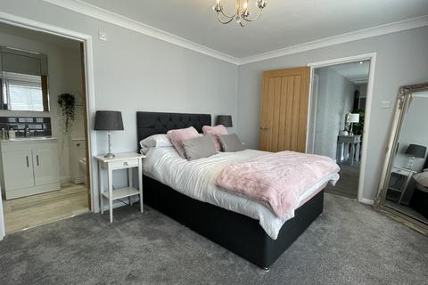 33 Colster Way, Colsterworth, Grantham, NG33 5JT