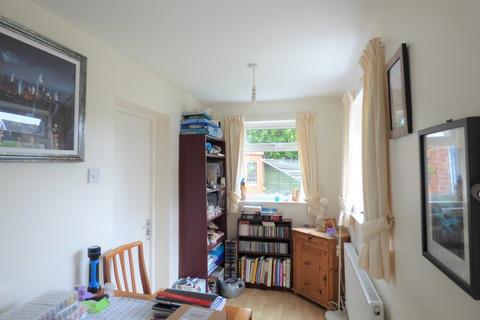 32 Giles Road, Lichfield, WS13 7JU