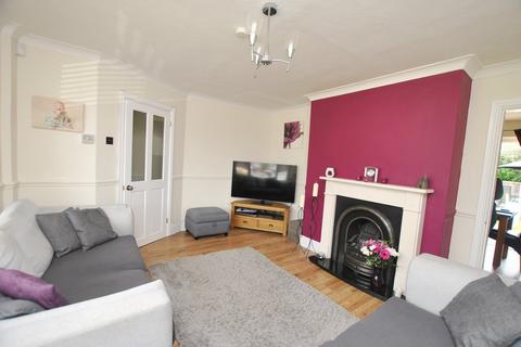 66 Fieldhouse Drive, Muxton, Telford, TF2 8JJ
