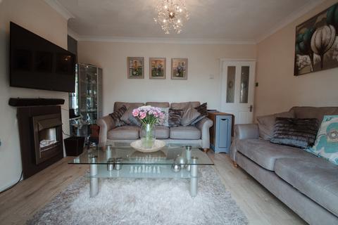 5 Branch Road, Benfleet, SS7 2AX