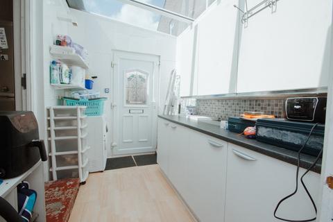 5 Branch Road, Benfleet, SS7 2AX
