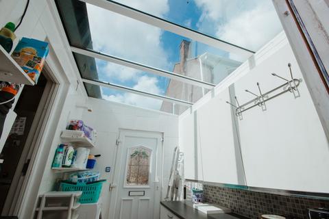 5 Branch Road, Benfleet, SS7 2AX
