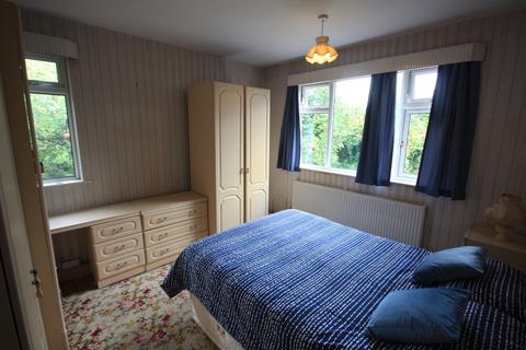 1a Lyneside Road, Knypersley, Stoke-on-trent, ST8 6SD