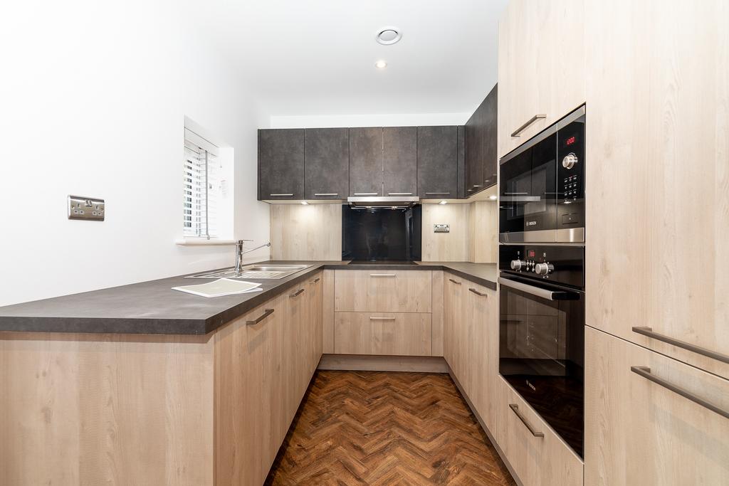 Apartment in Leeds - View 3