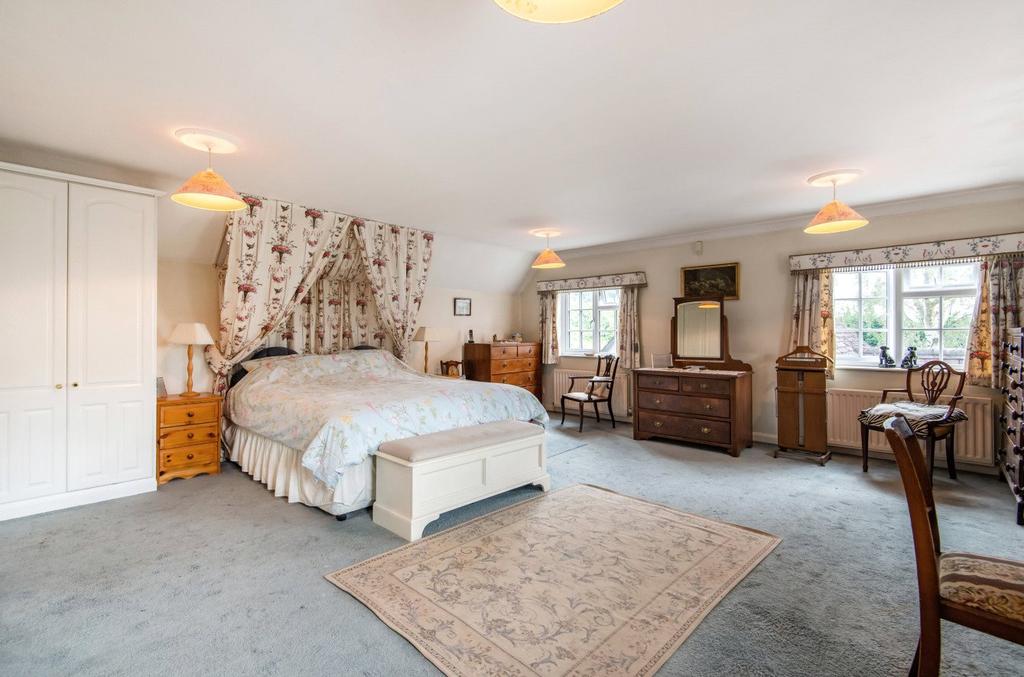 Main Bedroom