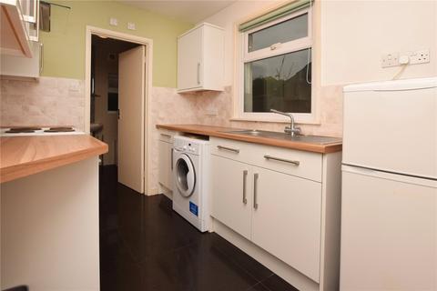 1 bedroom maisonette to rent, Sutton Road, Watford, Herts, WD17