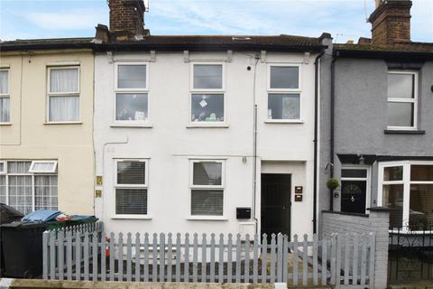 1 bedroom maisonette to rent, Sutton Road, Watford, Herts, WD17