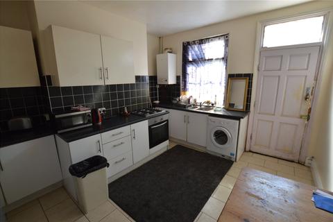 17 Sunbeam Terrace, Leeds, LS11 6EW